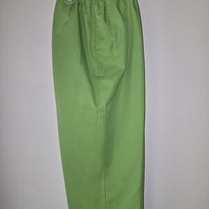 Kim Rogers Lime Green Capri SIZE MP Pants